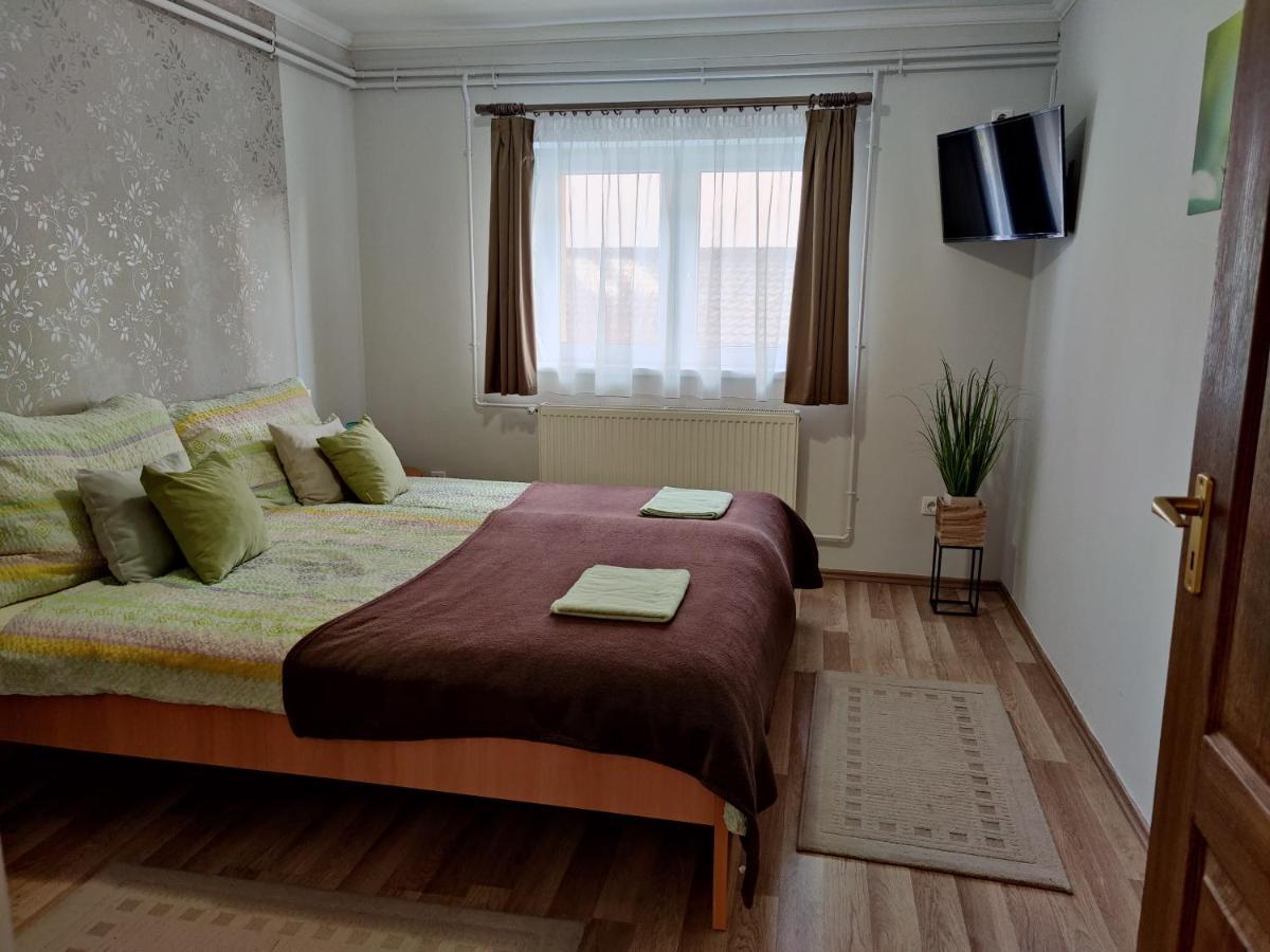 Katalin Apartmanhaz ميسكولك المظهر الخارجي الصورة