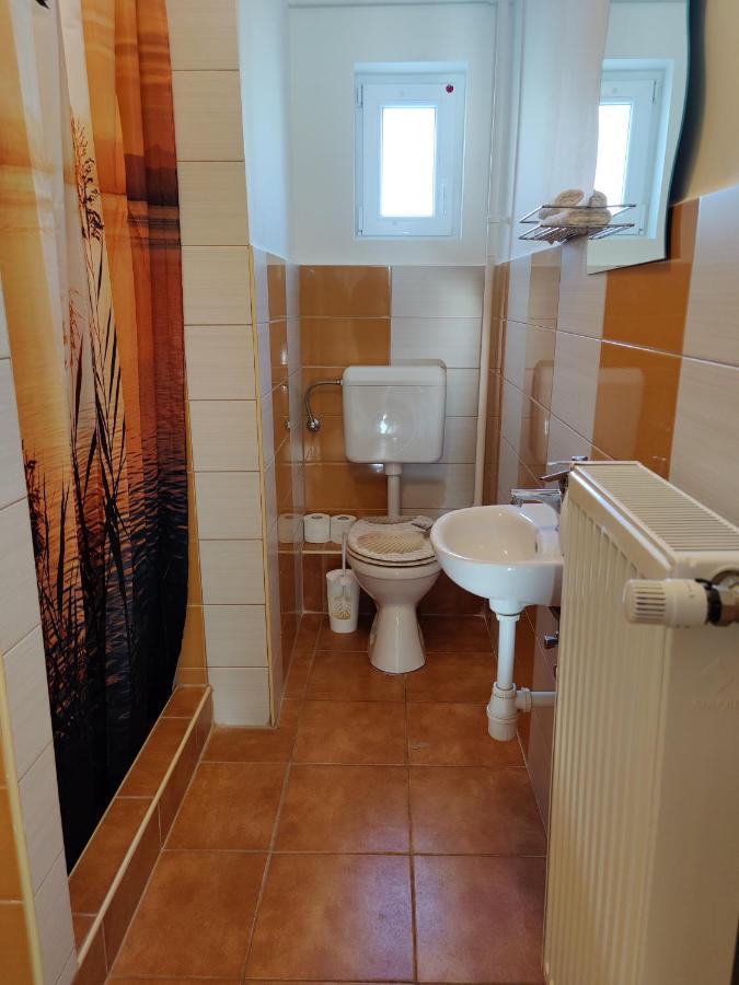 Katalin Apartmanhaz ميسكولك المظهر الخارجي الصورة