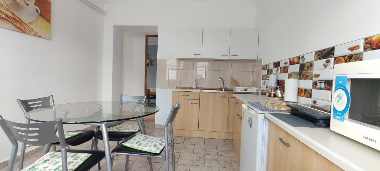 Katalin Apartmanhaz ميسكولك المظهر الخارجي الصورة