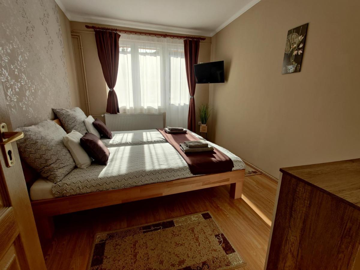 Katalin Apartmanhaz ميسكولك المظهر الخارجي الصورة